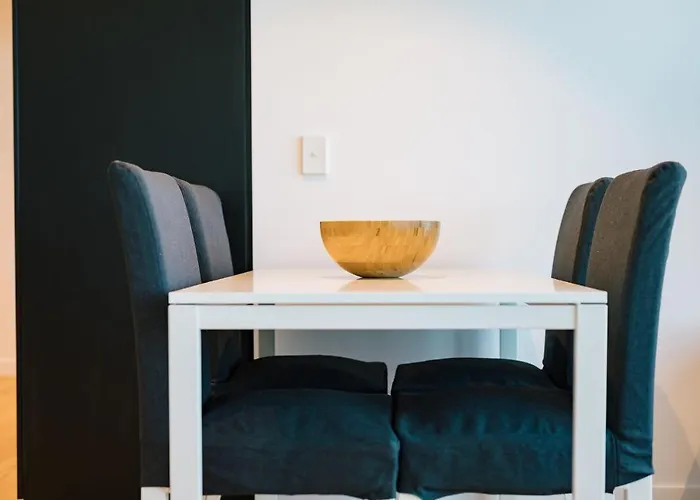Magnificent 2-Bedroom Apartment - Skyline View, Cbd Location